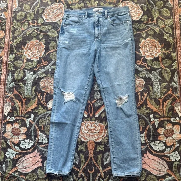 LOFT Light Blue Distressed Skinny Jeans Size 8 - Picture 1 of 9